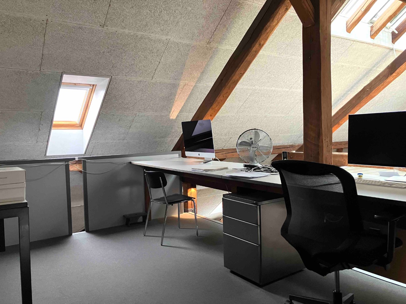 GEWERBERAUM ZU VERMIETEN